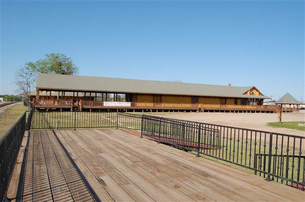 Rural Texas Toursim Center and Depot (3/25/2013)