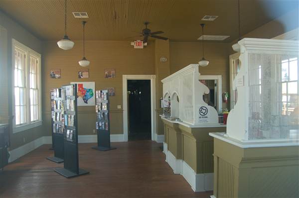 Rural Texas Toursim Center and Depot (3/25/2013)