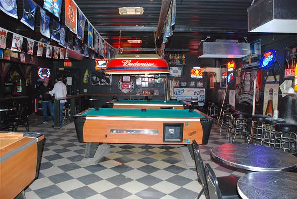 Charlie's Bar (5/8/2014)
