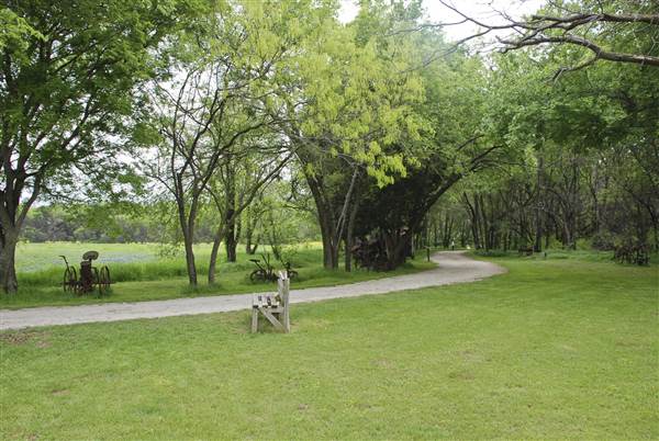 Cedar Hill State Park - Penn Farm (4/13/2015)