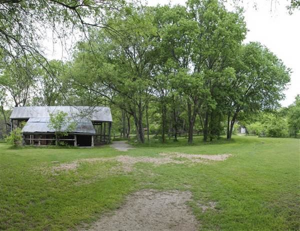 Cedar Hill State Park - Penn Farm (4/13/2015)