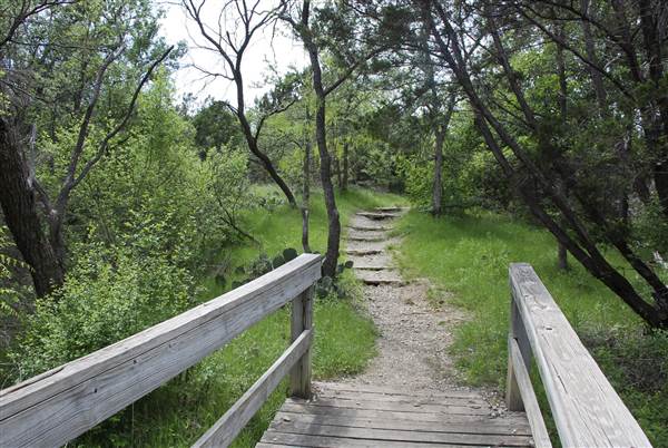 Cedar Hill State Park - Talala Trail (4/15/2015)
