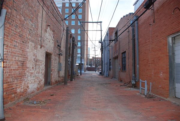Alley at 13th & Broadway (2/16/2017)