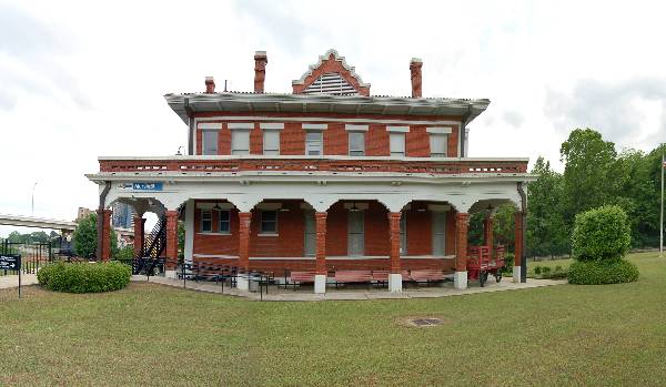 Marshall Amtrak & Depot Museum (5/7/2008)