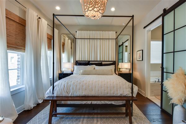 Vineyard Townhome (1/7/2020 - Credits: Robert Kies Photography)