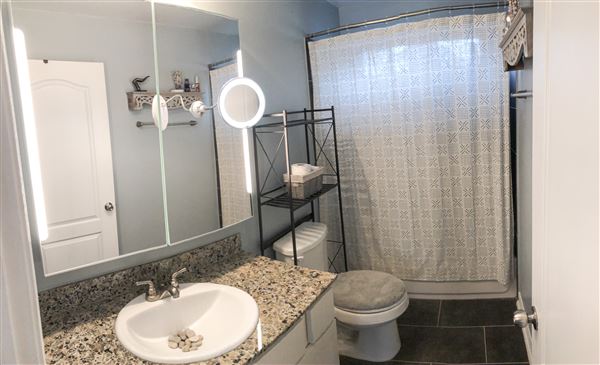 Houston Heights Studio Apartment (1/9/2020 - Credits: Timmothie Gbunblee)