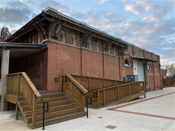 Ice House on Main (2/24/2020 - Credits: Joan Quintana, Will Walker)