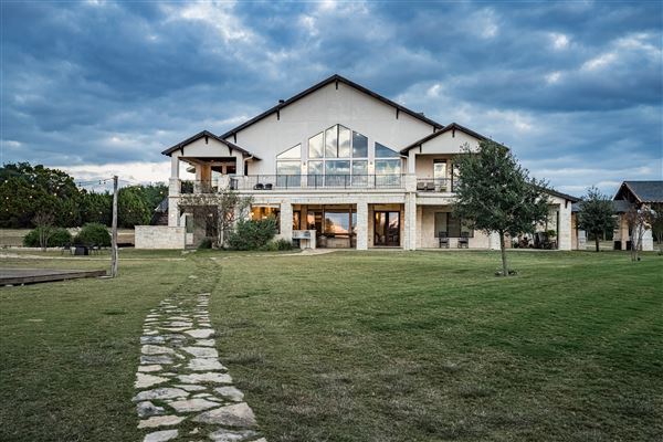 Cricket Hill Ranch (10/26/2021 - Credits: Divine Radiance Photography)