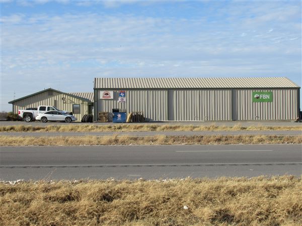 Top Tier Grain & Feed (1/21/2022 - Credits: Jane Jeschke)