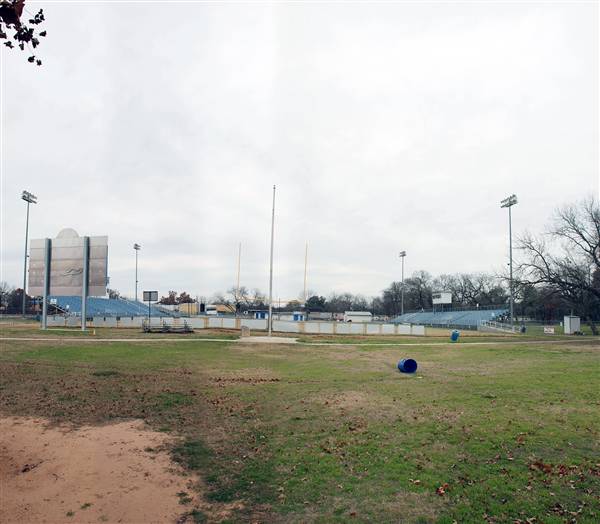 Former Lampasas Junior High (12/15/2009)