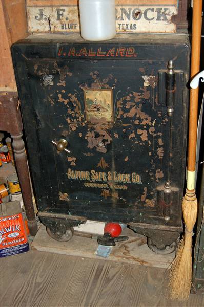 Warnock Hardware (3/29/2010)