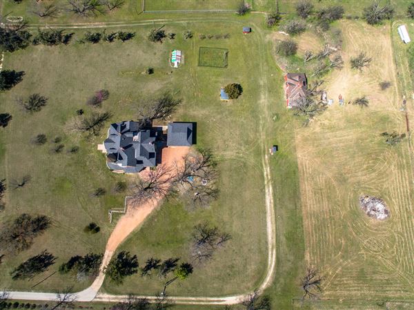 Harris House (10/1/2019 - Credits: submitted by: Roxanne McInroe)