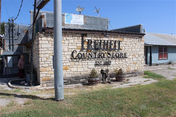 Freiheit Country Store (7/25/2023 - Credits: submitted by: Cody Reimer)