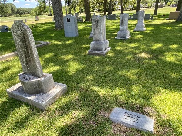Sweeny Cemetery (8/11/2023 - Credits: LINDSAY KOSKINIEMI)