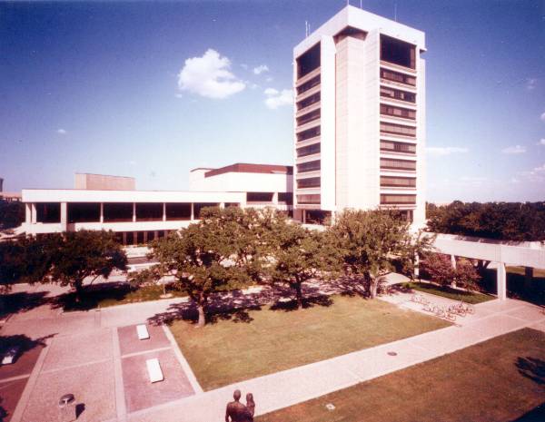 Texas A&M University (1/1/1983)