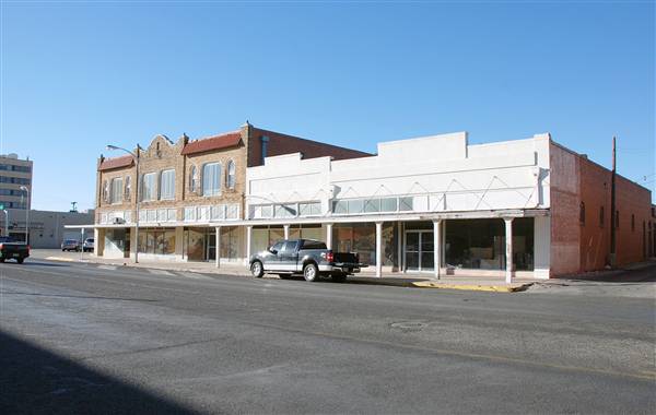 Chadbourne Street Retail District (12/2/2010)