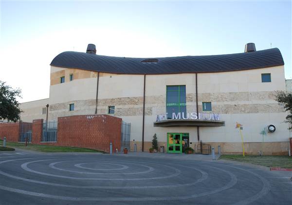 San Angelo Museum of Fine Arts (12/2/2010)