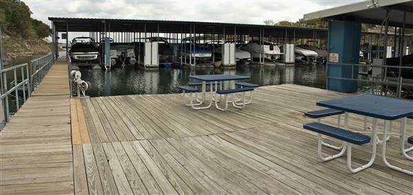 Lakeway Marina (2/16/2011)