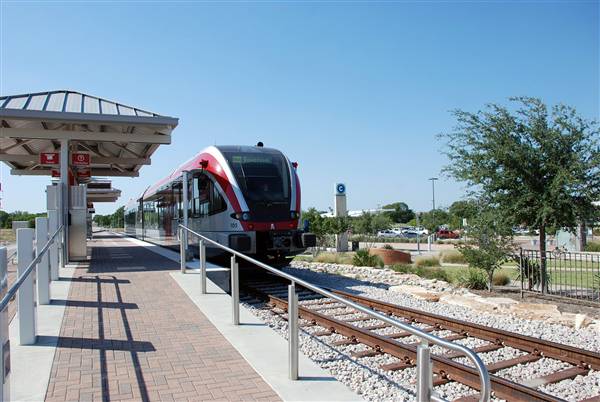 Capitol MetroRail - Leander Station (6/16/2011)
