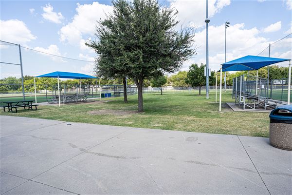 Cottonwood Park (11/11/2022 - Credits: submitted by: Kaitlyn Randolph)