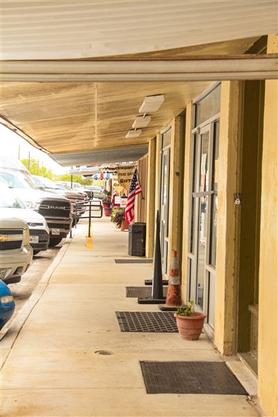 Floresville (4/22/2025 - Credits: Erik McCowan)