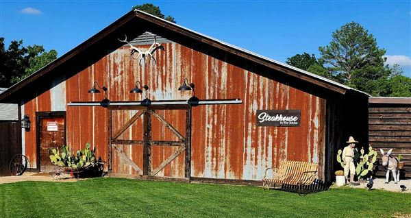 Woodys Banquet Barn (9/15/2025 - Credits: Tammi Woods)