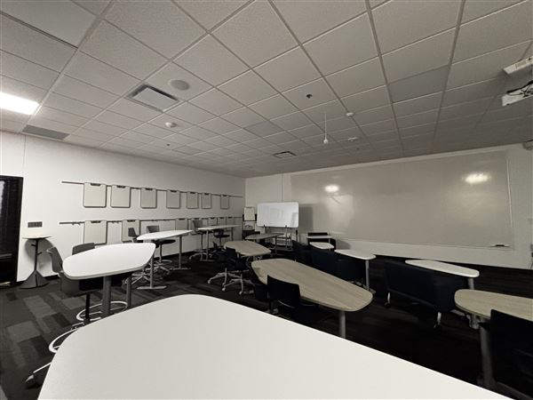 Dallas College - Cedar Valley Campus - Learning Commons (10/5/2026 - Credits: Austin Flores)