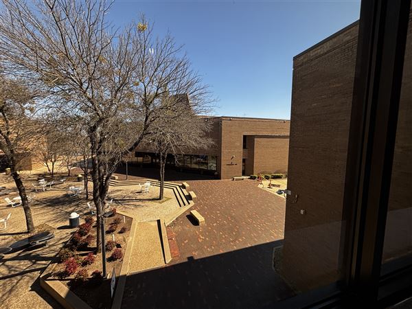 Dallas College - Cedar Valley Campus - Learning Commons (10/5/2026 - Credits: Austin Flores)
