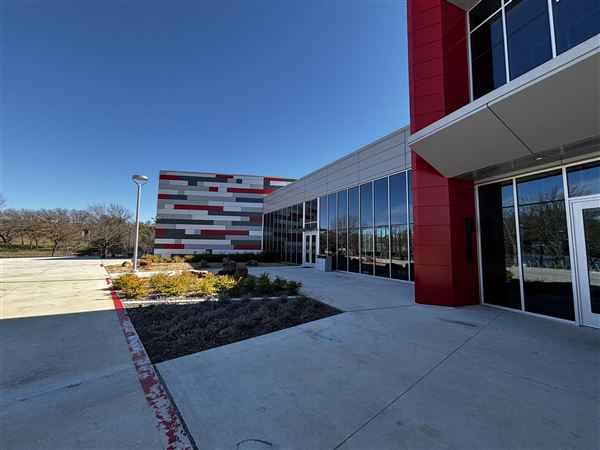 Dallas College - Cedar Valley Campus - N Building (10/6/2025 - Credits: Austin Flores)