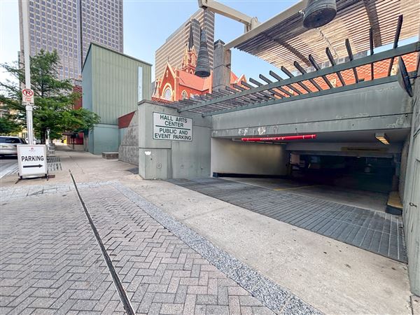 Flora Street (10/6/2025 - Credits: Austin Flores)