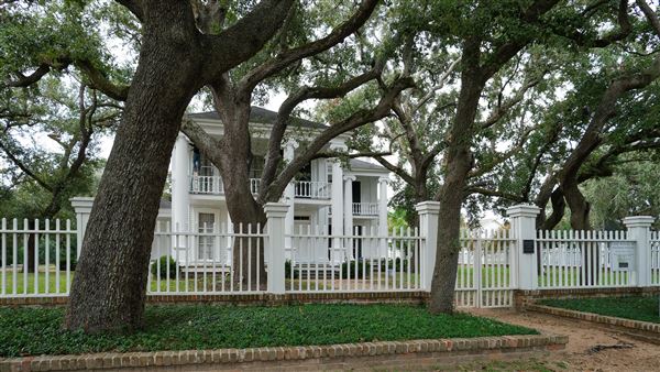 Michel B. Menard House (11/6/2024 - Credits: Houston Film Commission)