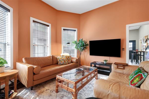 East Carson Street House (9/25/2026 - Credits: Shoot Photography for Alice Eichelmann)