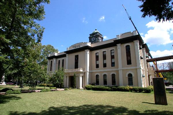Bastrop County Courthouse (7/22/2003)