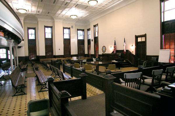 Caldwell County Courthouse (8/28/2003)