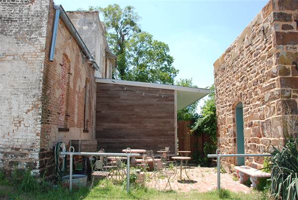 Lowbrows Beer and Wine Garden (5/15/2012)