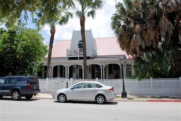 St. Charles Street Historic Neighborhood (8/18/2012)