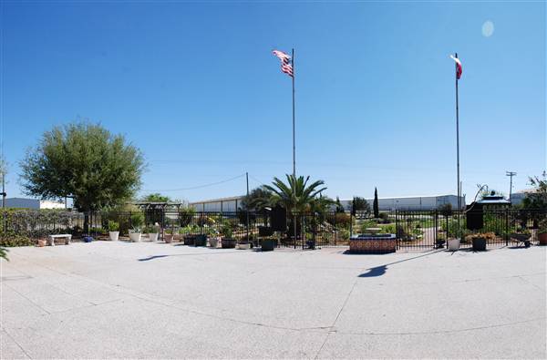 Victoria Educational Gardens (4/4/2013)