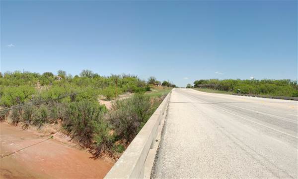 Brazos River at W. Lincoln St. (4/28/2014)