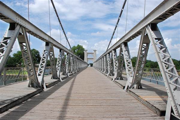 Waco Suspension Bridge and Waco Riverwalk (6/19/2014)
