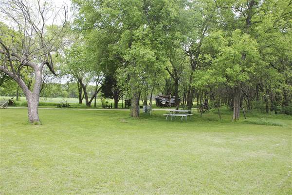Cedar Hill State Park - Penn Farm (4/13/2015)