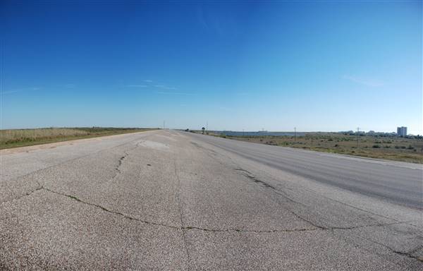 Galveston Seawall Blvd - Northeast End (4/7/2016)