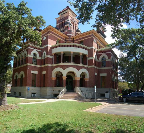 Gonzales County Courthouse (12/15/2016)