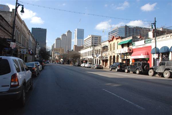 6th Street Retail District (3/10/2017)