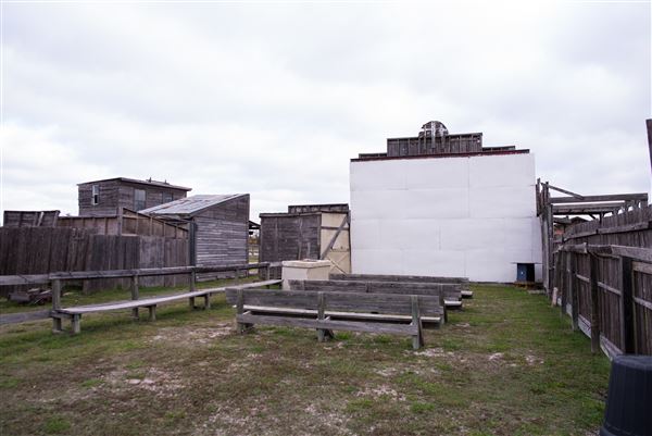 J. Lorraine Ghost Town (12/19/2017)