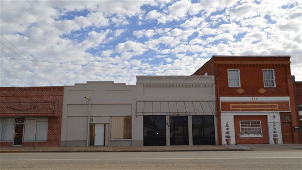 Chadbourne Street Retail District (4/22/2018 - Credits: Diann Bayes)