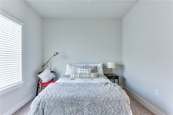Vineyard Townhome (1/7/2020 - Credits: Robert Kies Photography)