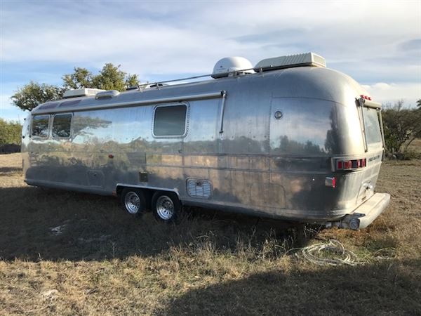 Luxury Custom Airstream (2/5/2020 - Credits: Randy Fromberg)