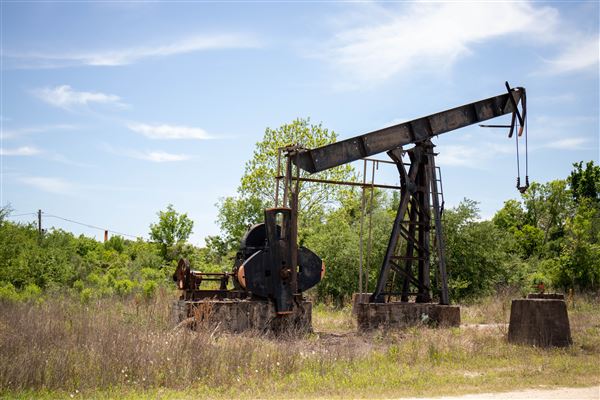 Sun Oil Road / Oil Derricks (5/3/2021 - Credits: City of Mont Belvieu)