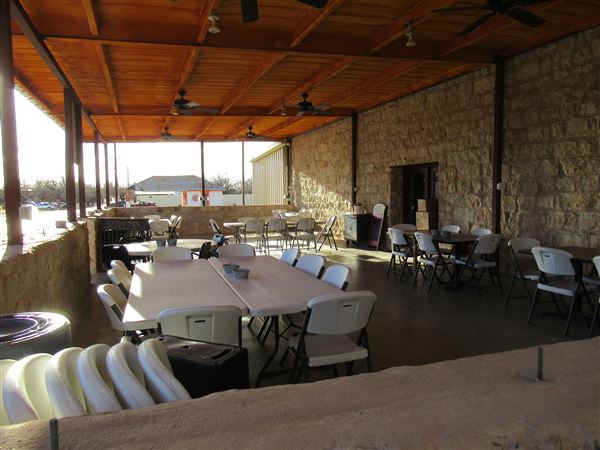 Catch Pen Bar & Restaurant (1/21/2022 - Credits: Jane Jeschke)