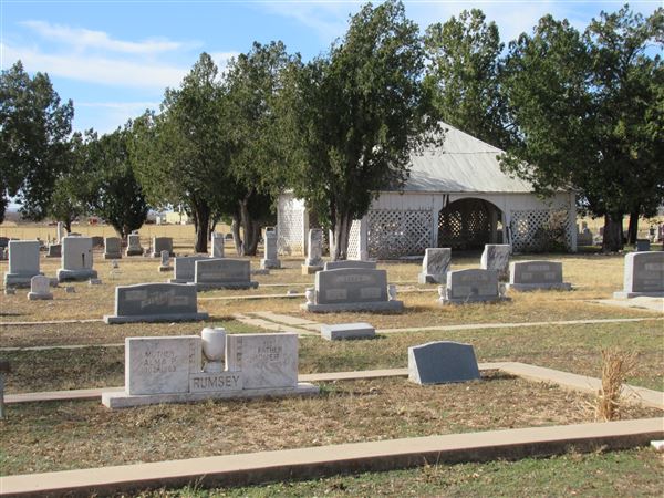Miles Cemetery (1/19/2022 - Credits: Jane Jeschke)